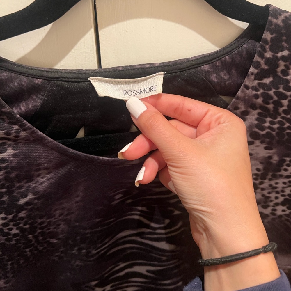 Patterned Bodycon Dress - Picture 3 of 5